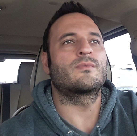 Meet your Posher, George - Picture 1 of 1